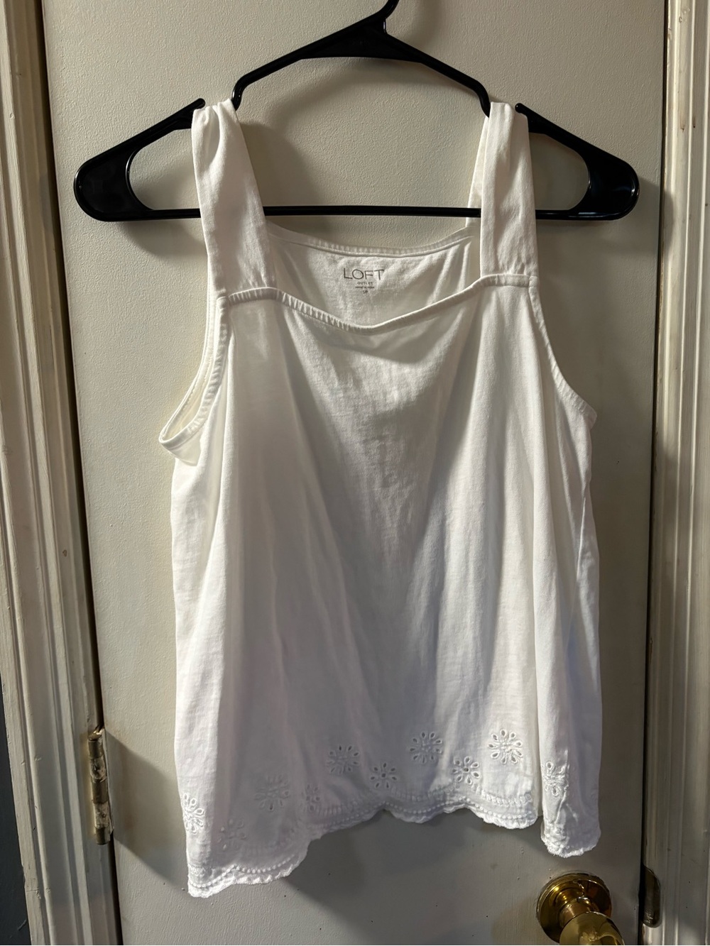 LOFT White Eyelet-Hem Tank size small petite